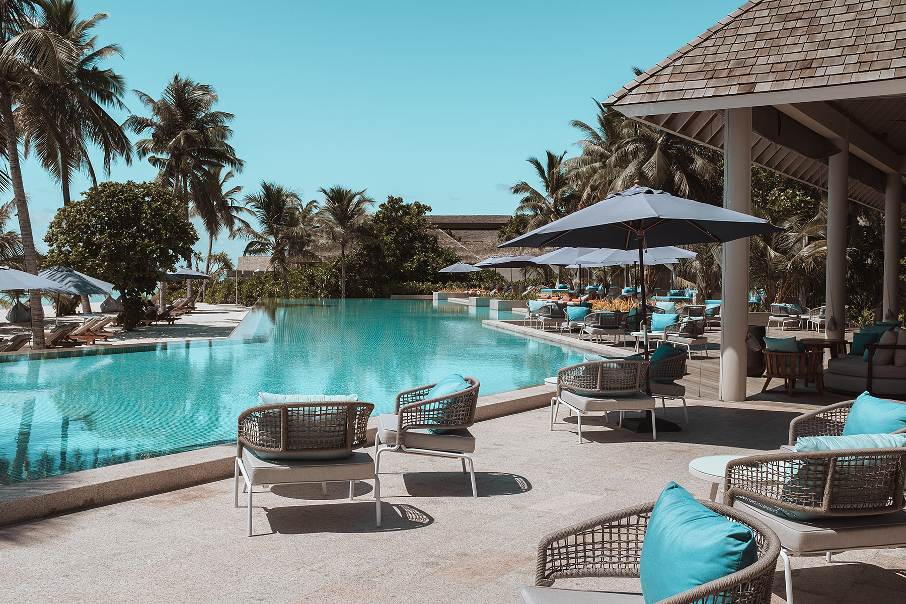 faarufushi maldives main pool travel blog sunnyinga