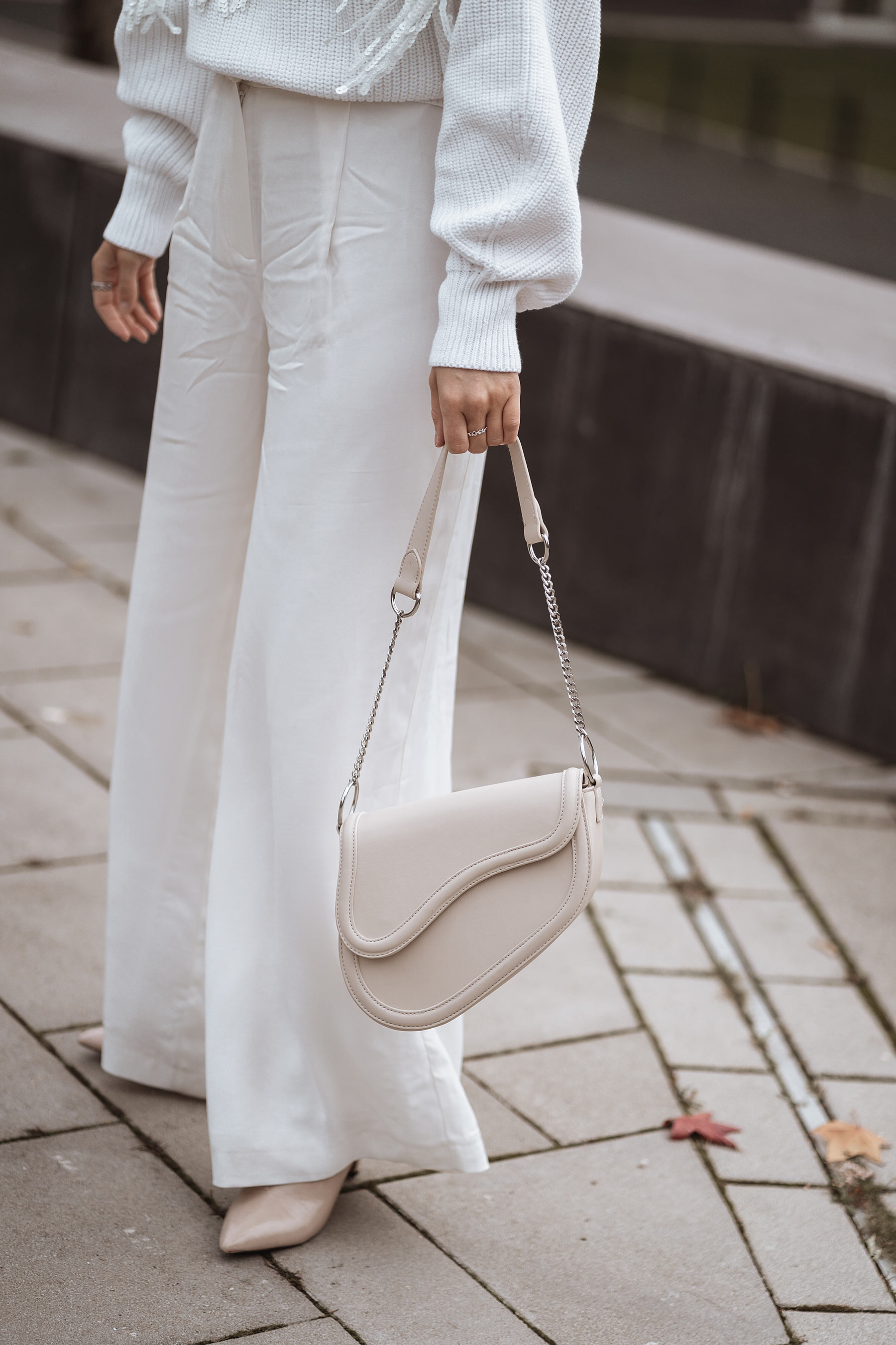 saddle bag beige fashion blogger sunnyinga
