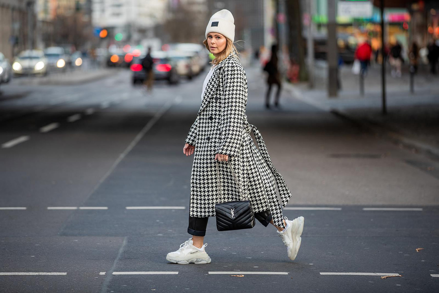 hahnentritt-mantel outfit h&m fashion blogger inga brauer