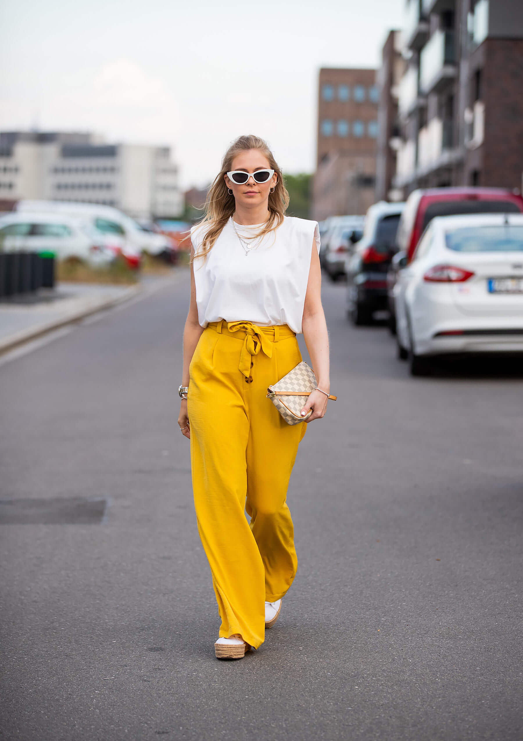 cat eye sonnenbrille weiss outfit blogger fashion sunnyinga