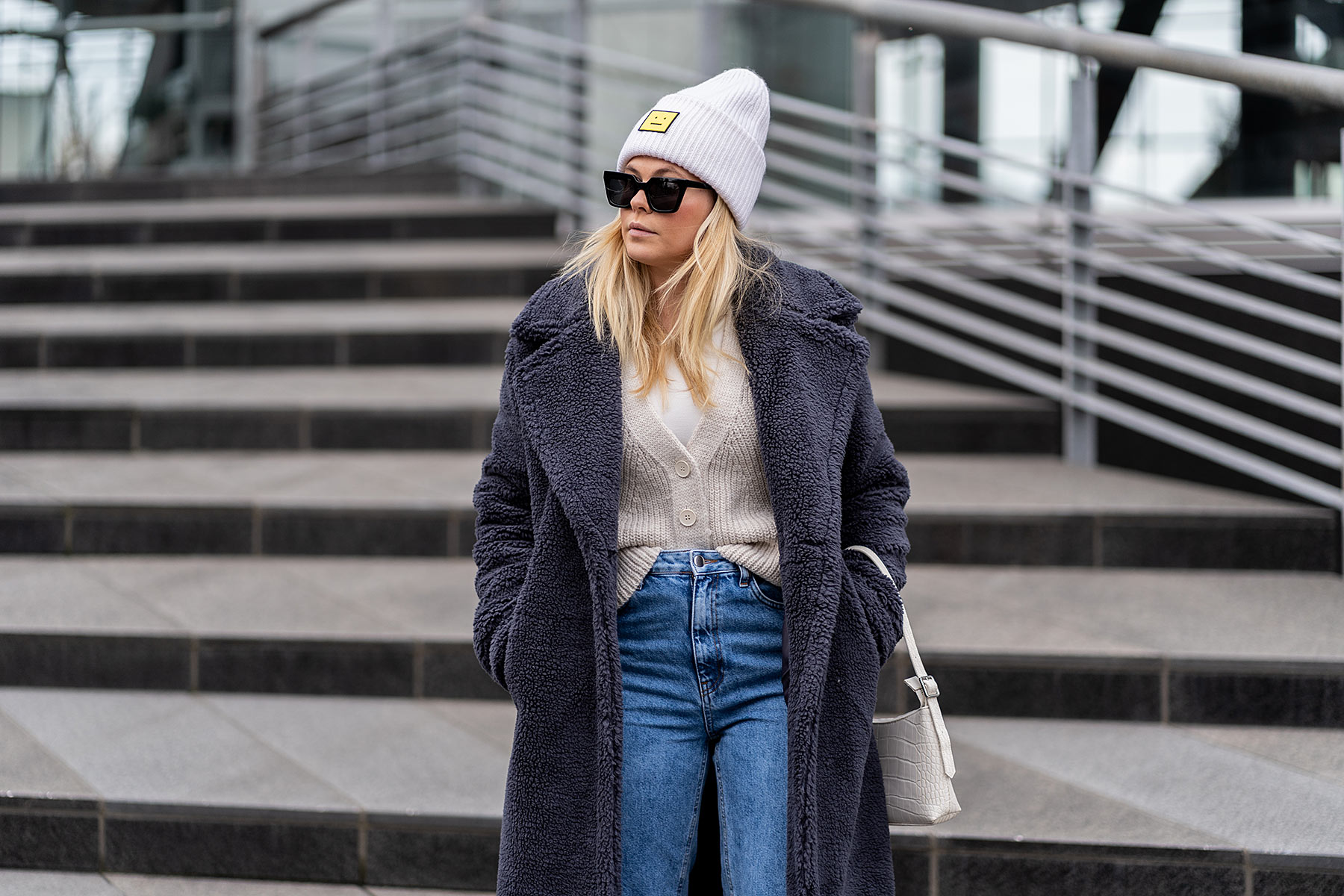 winterlook teddycoat fashion blogger inga brauer