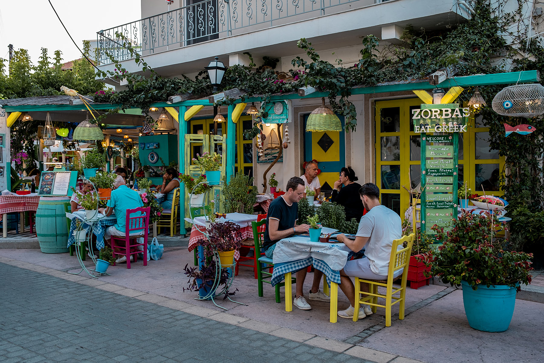 zorbas restaurant kos stadt griechenland travel blog sunnyinga