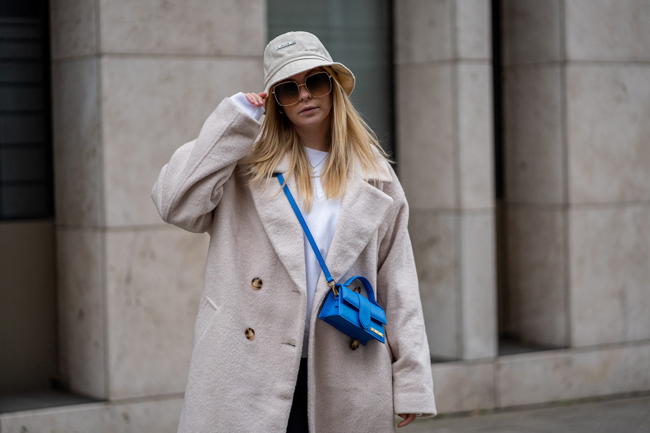 Ripped Jeans mit Strumpfhose - Fashion Blogger - Sunnyinga