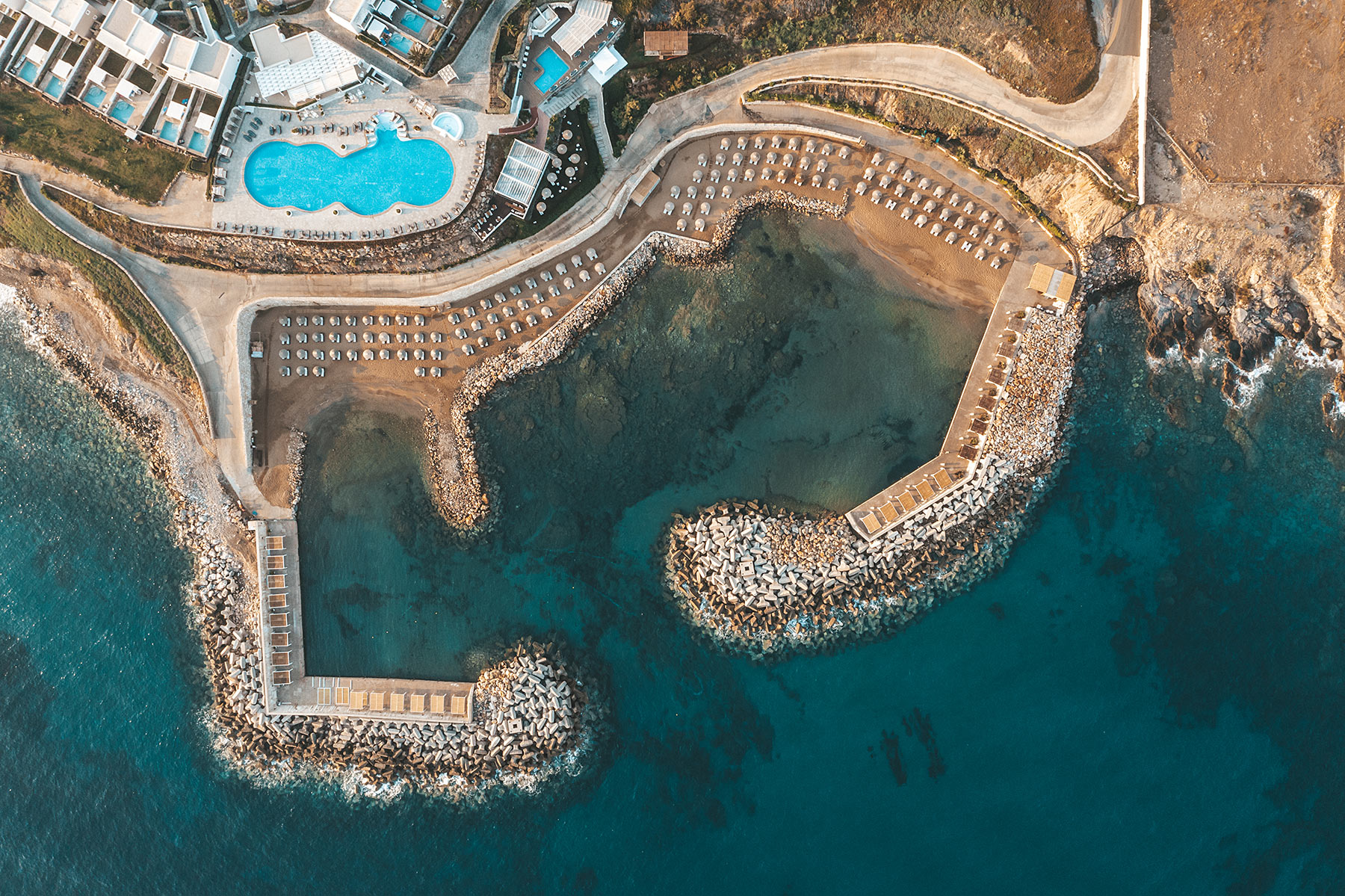 beach royal blue resort crete hotel travel blog sunnyinga
