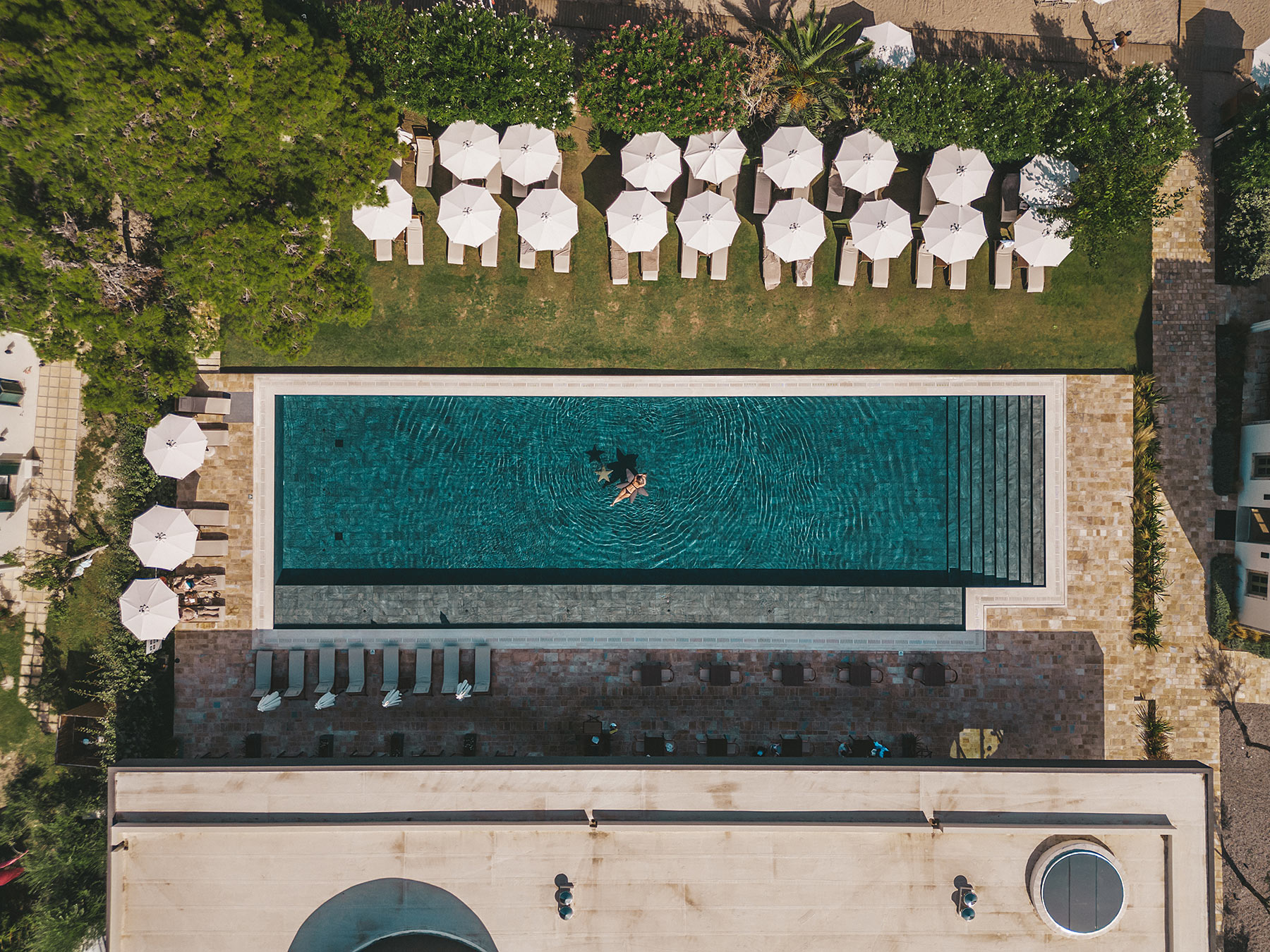 pool drohne the olivar suites korfu hotel travel blog sunnyinga