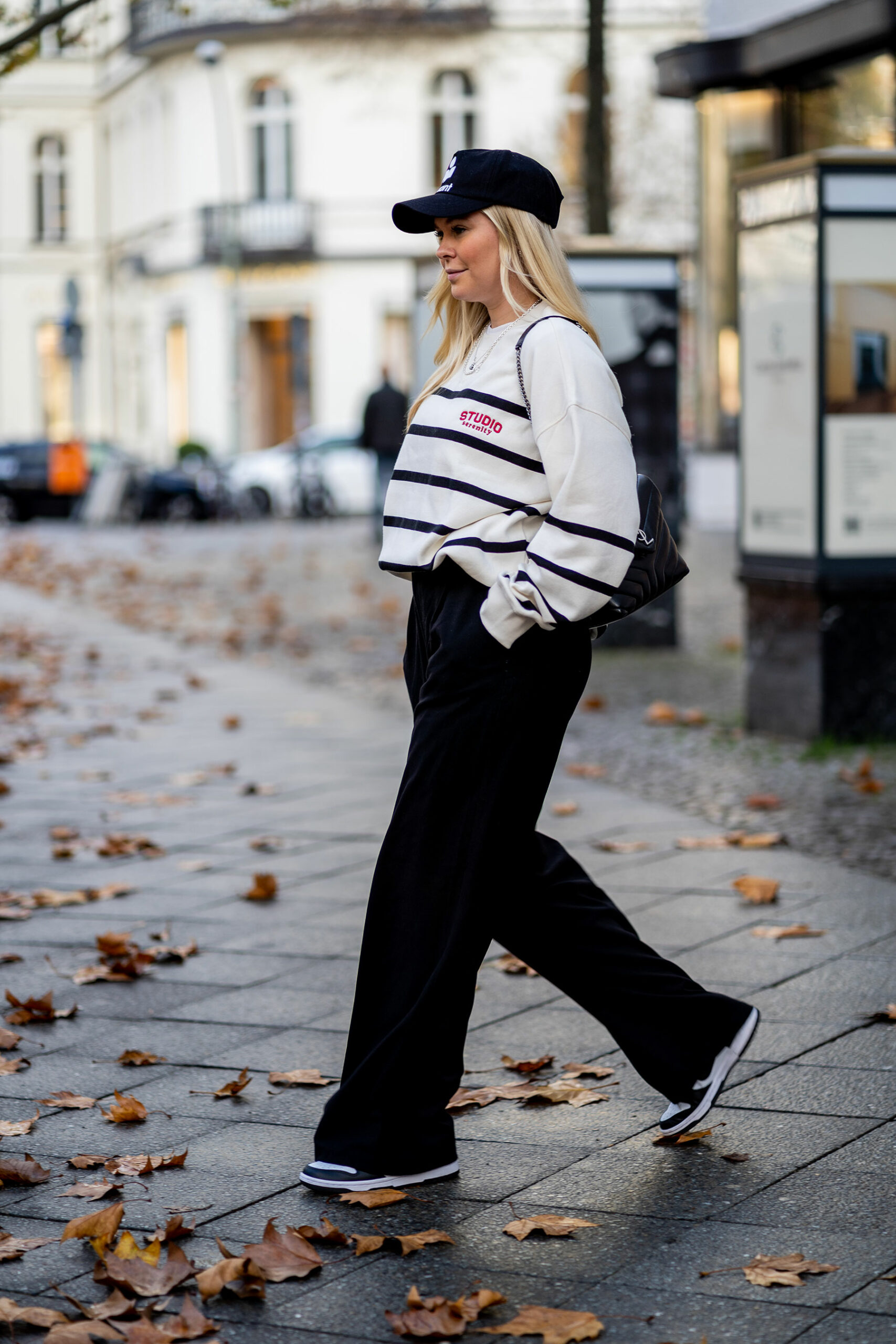 herbst outfit pullover fashion blogger inga brauer berlin