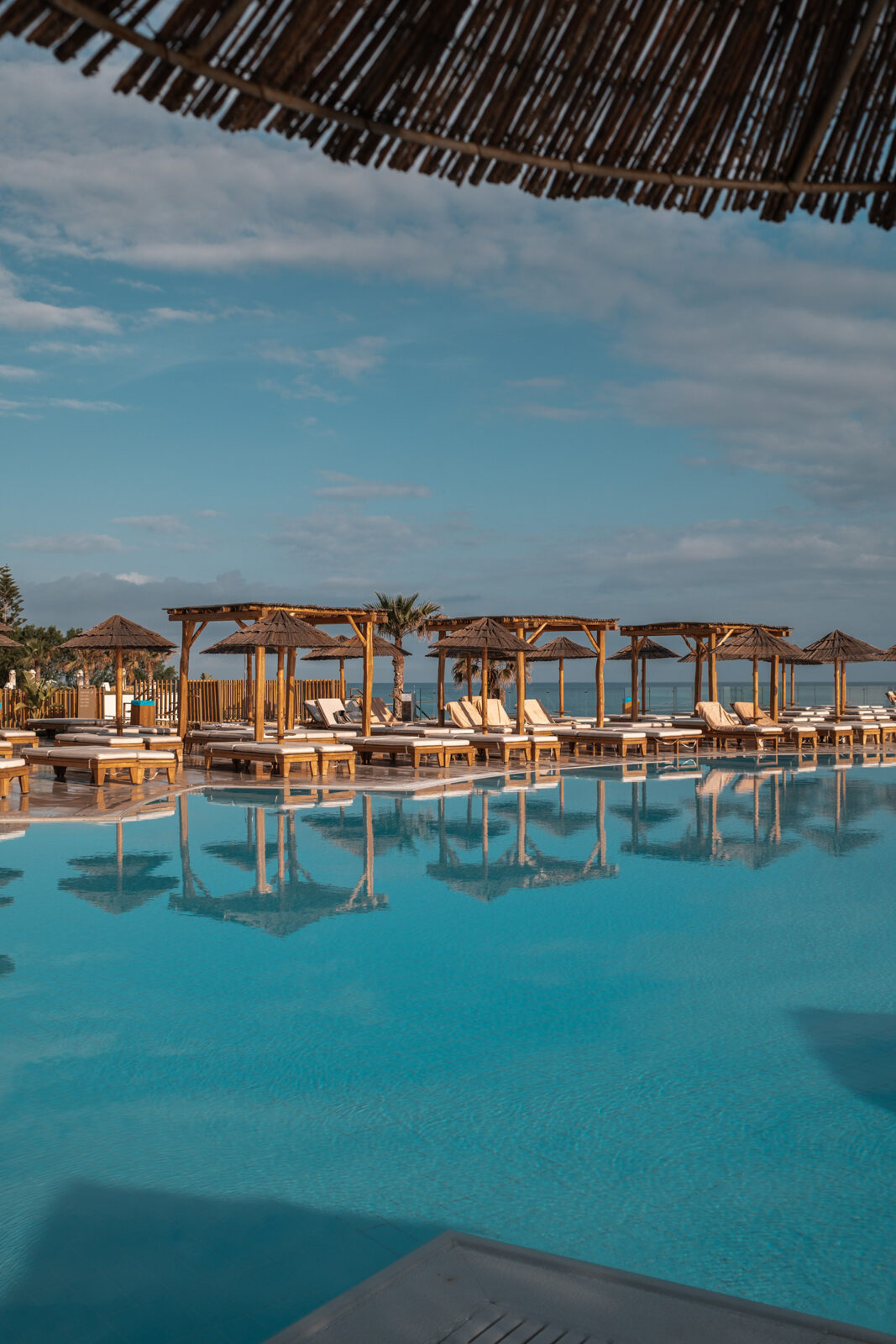 pool mitsis selection rinela hotel kreta familienhotel travel blogger sunnyinga