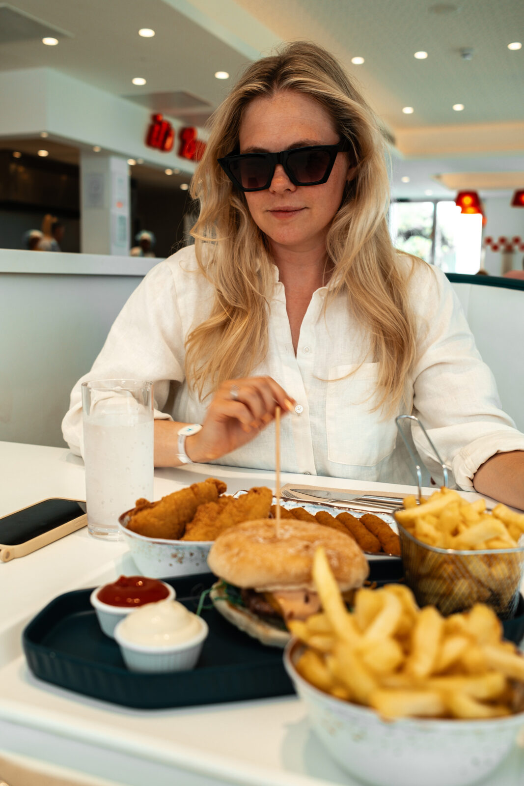 burger iberostar selection playa de muro village mallorca hotel familie urlaub travel blog sunnyinga