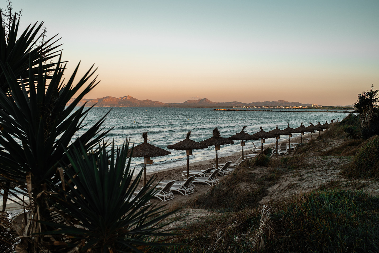 strand beach iberostar selection playa de muro village mallorca hotel familie urlaub travel blog sunnyinga
