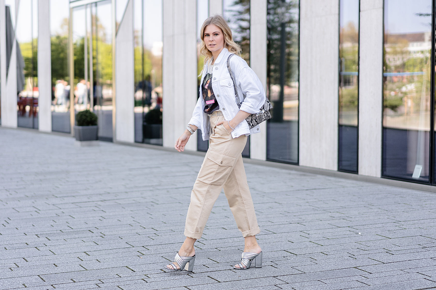 cargo pants outfit frauen fashion blogger sunnyinga