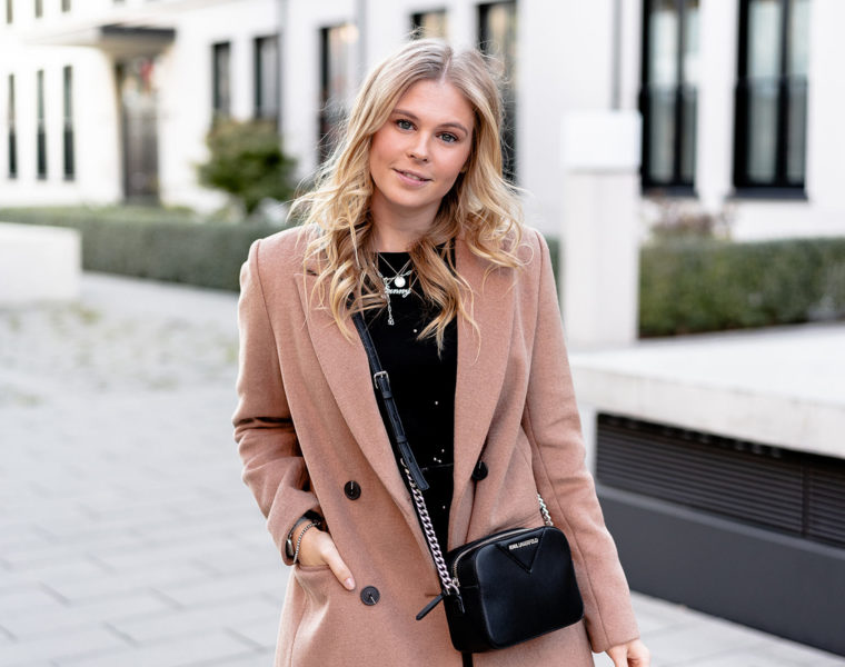 herbst look camel coat reserved fashion blogger sunnyinga
