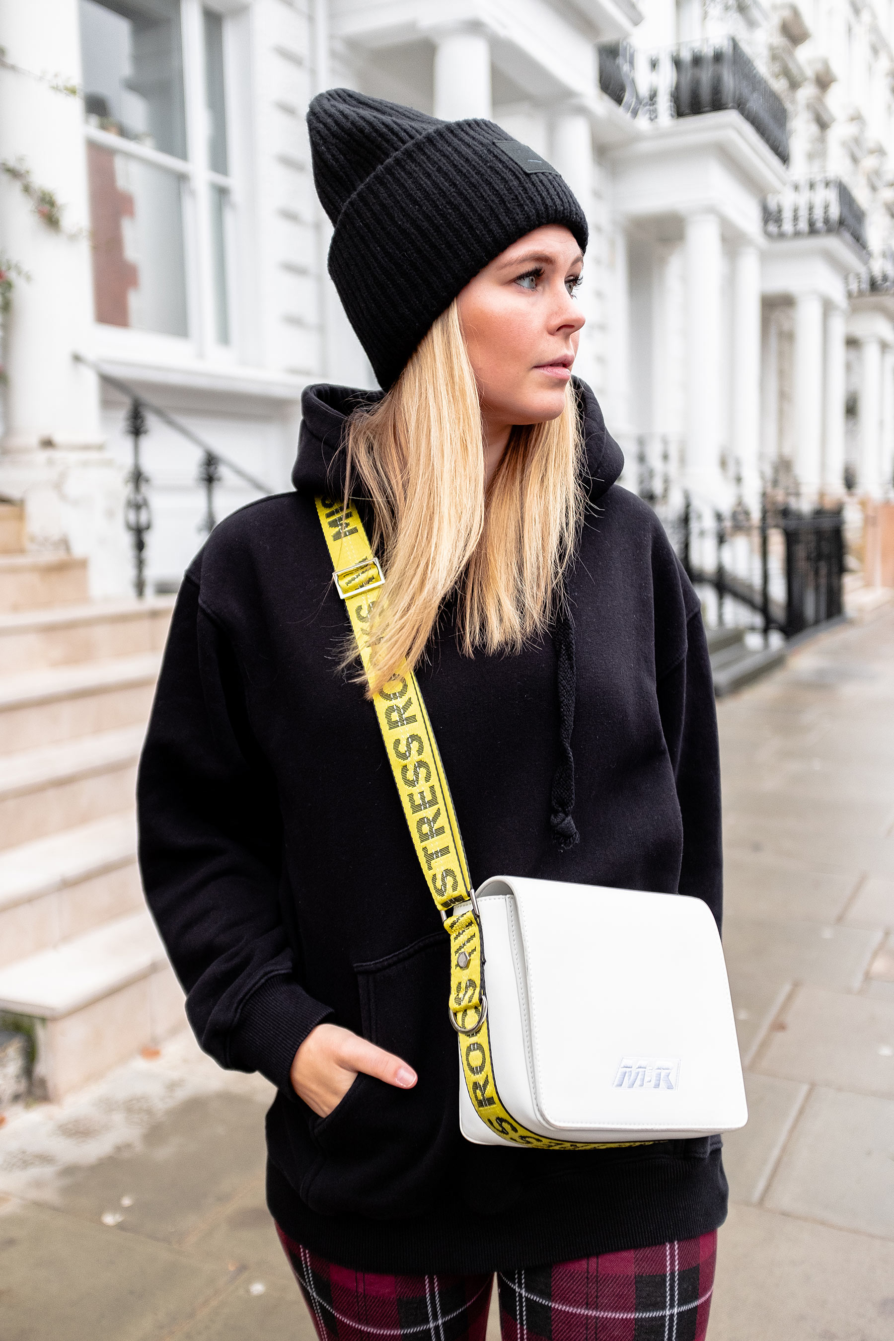 misstress rocks weisse tasche london fashion blogger sunnyinga