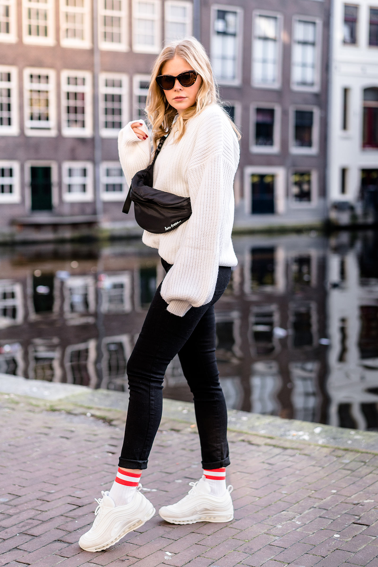 nakd outfit amsterdam sunnyinga fashion blogger weisse sneakers