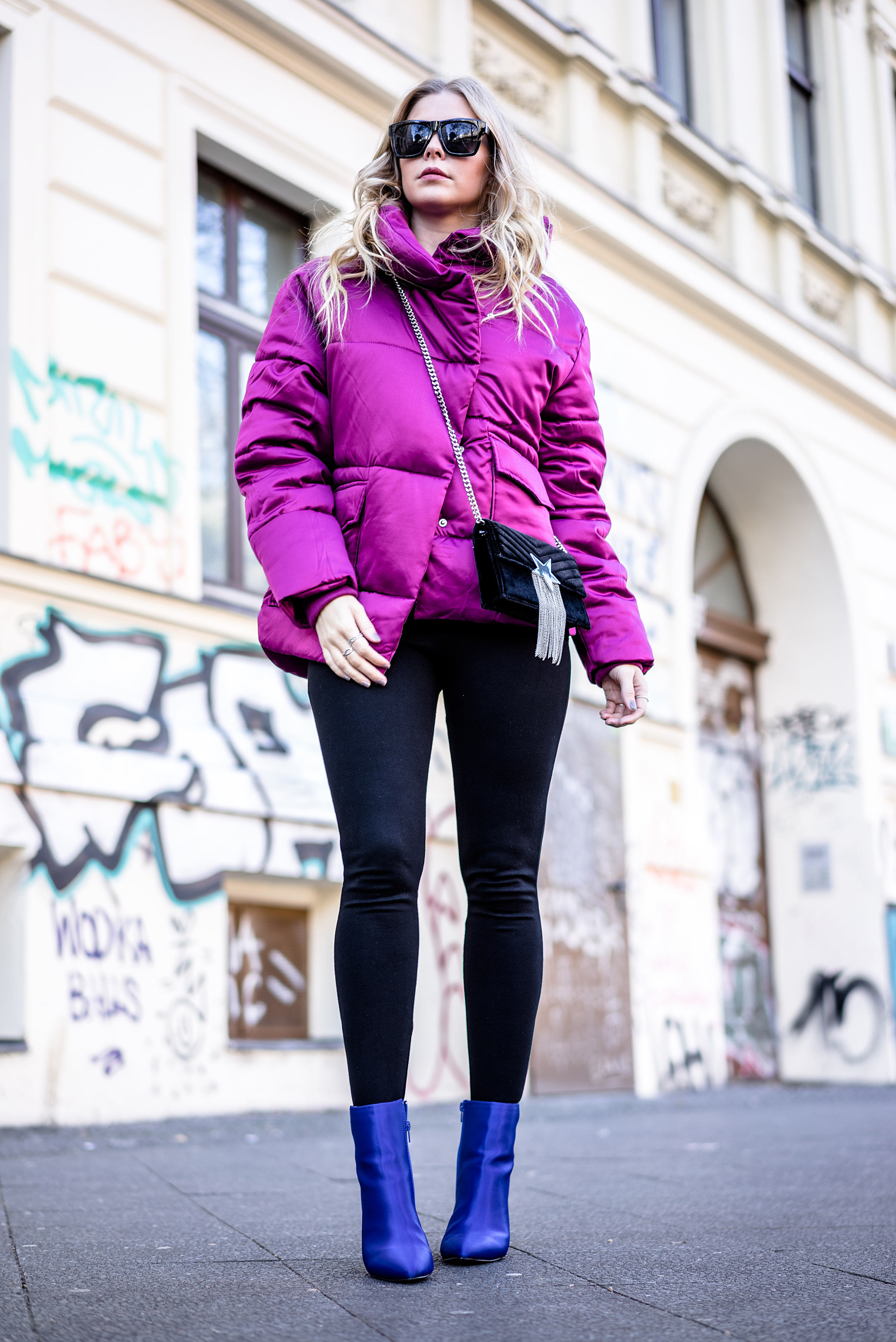 Outfit Puffer Jacket lila Fashion Blogger Streetstyle ootd Sunnyinga Düsseldorf