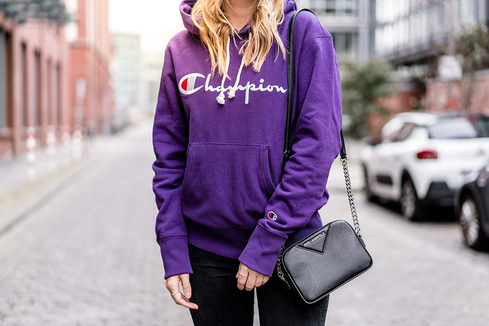 ultra violet sweater outfit modeblog sunnyinga